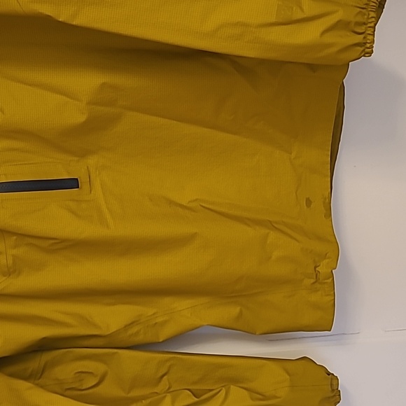 Patagonia Yellow H2No Hooded Pullover Jacket - Picture 7 of 7